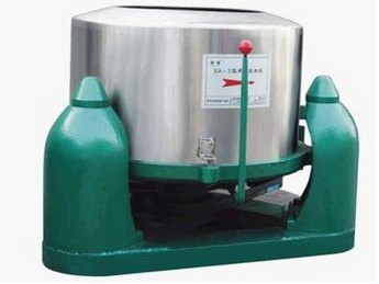 活塞推料離心機改進措施